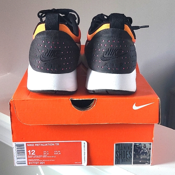 Nike Retaliation Trainer - Picture 3 of 4